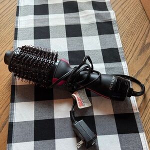 Revlon Black and Pink Styling Brush